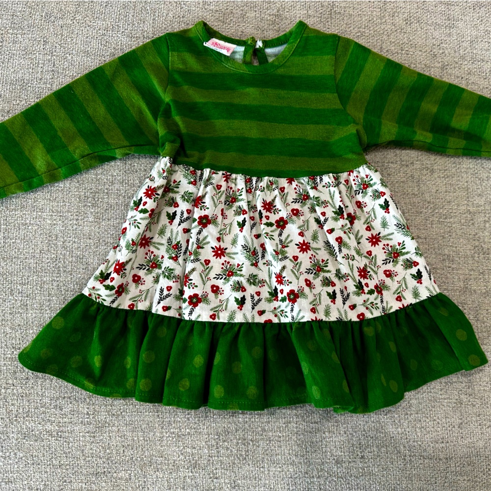 Ricrac and Ruffles Preppy Christmas Poinsettia Smocked Dress Girls Red Green